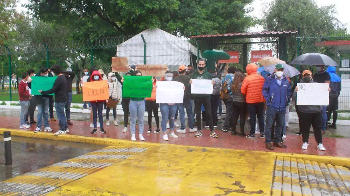 PUEBLA ESCUELA MANIFESRTACION José Luis Bravo-El Sol de Puebla (11)